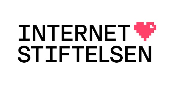 Internetstiftelsens logotyp. Texten är i svart mot vit bakgrund. Bredvid ordet internet finns ett rött hjärta i pixelgrafik.