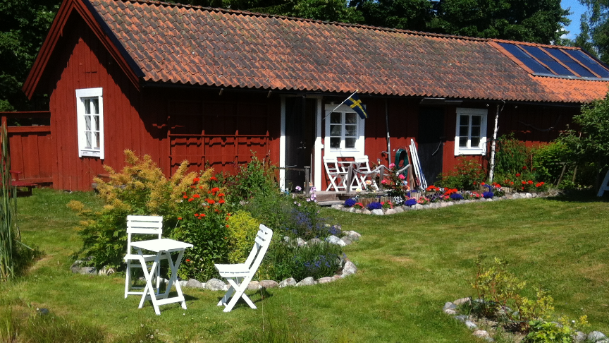 B&B eller stuga med självhushåll i trädgårdsmiljö - Tystberga Logi